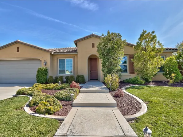 27974 Garda Ct, Menifee, CA 92585