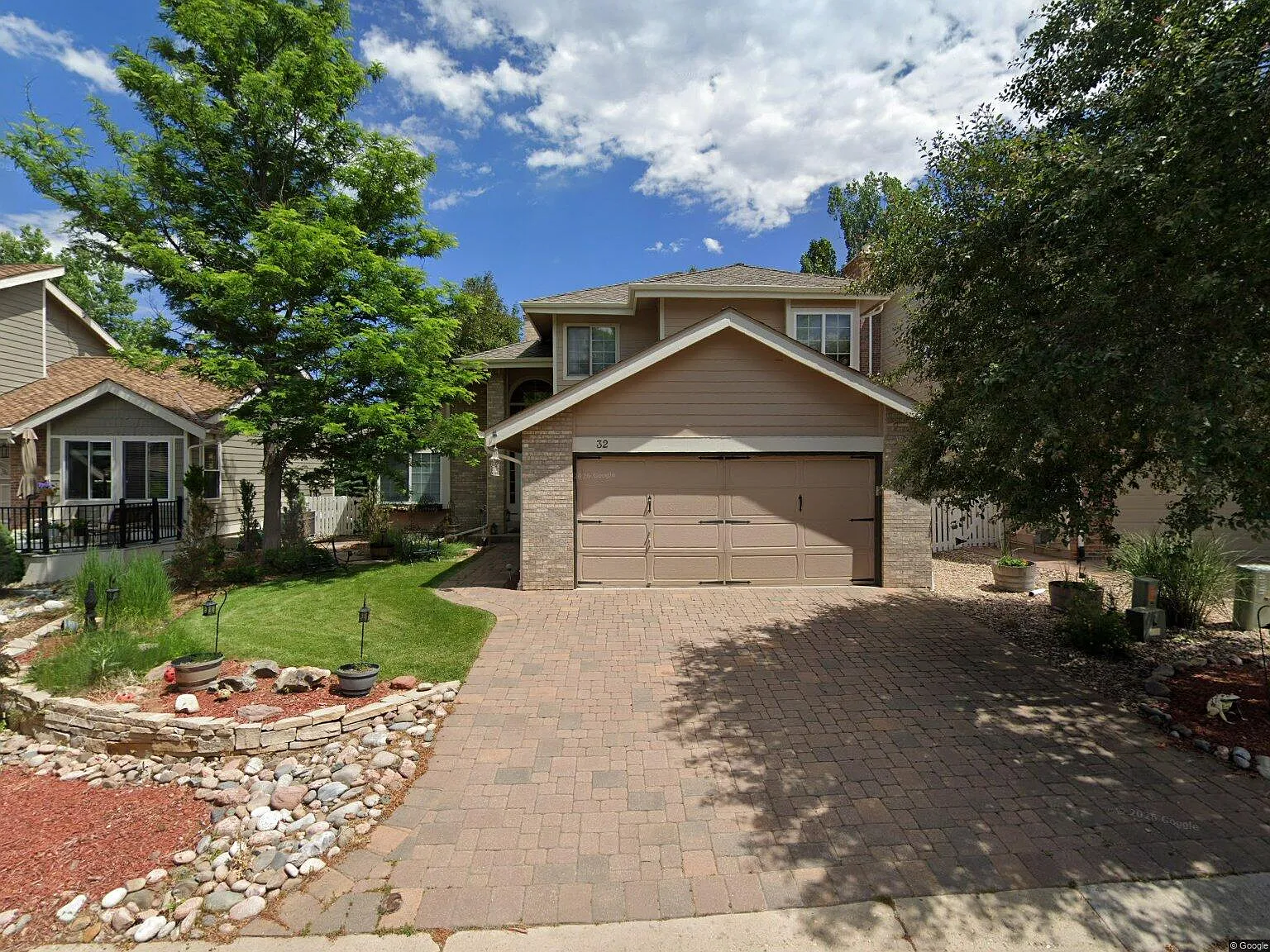 3 bed, 2046 sqft, $3,995 — Photo 1