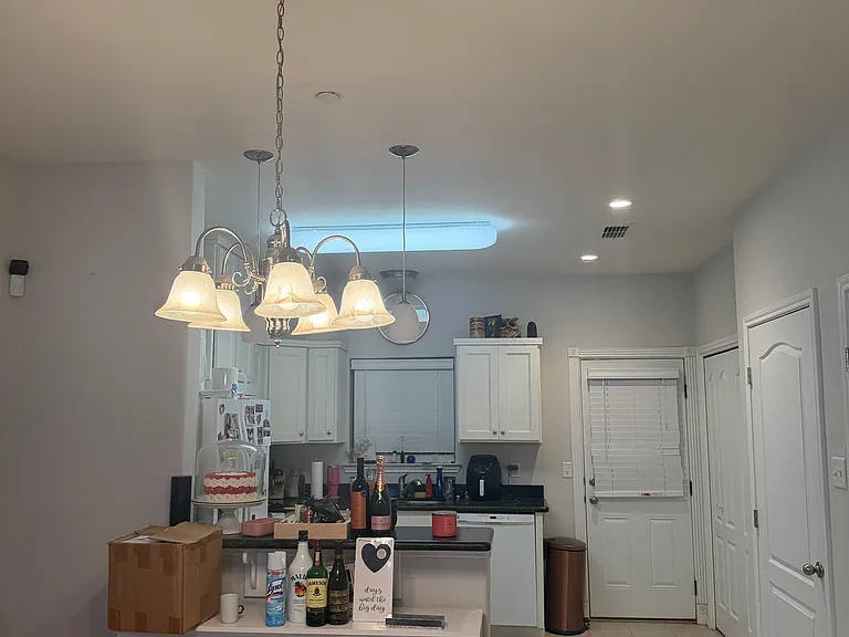 602 Basswood Dr #201 — Photo 4