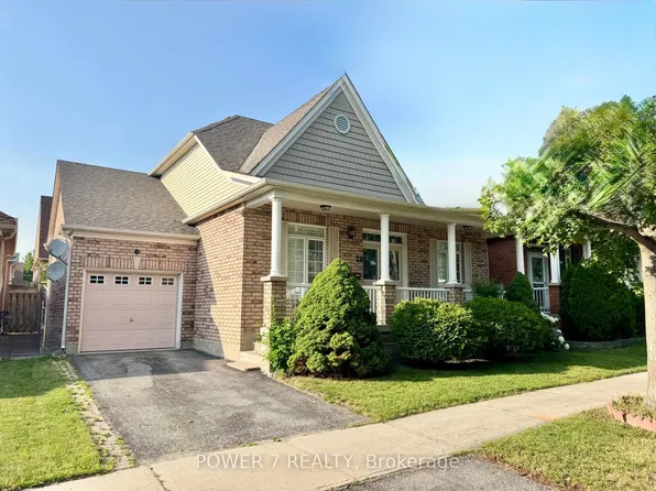 28 Cliveden Pl, Markham, ON L6C 2S4