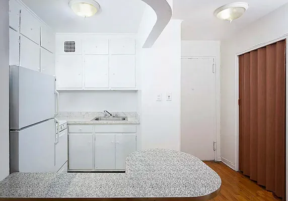 Rented by Douglas Elliman | media 6