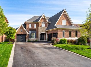 35 Ketchum St, Mono, ON L9W 6T4