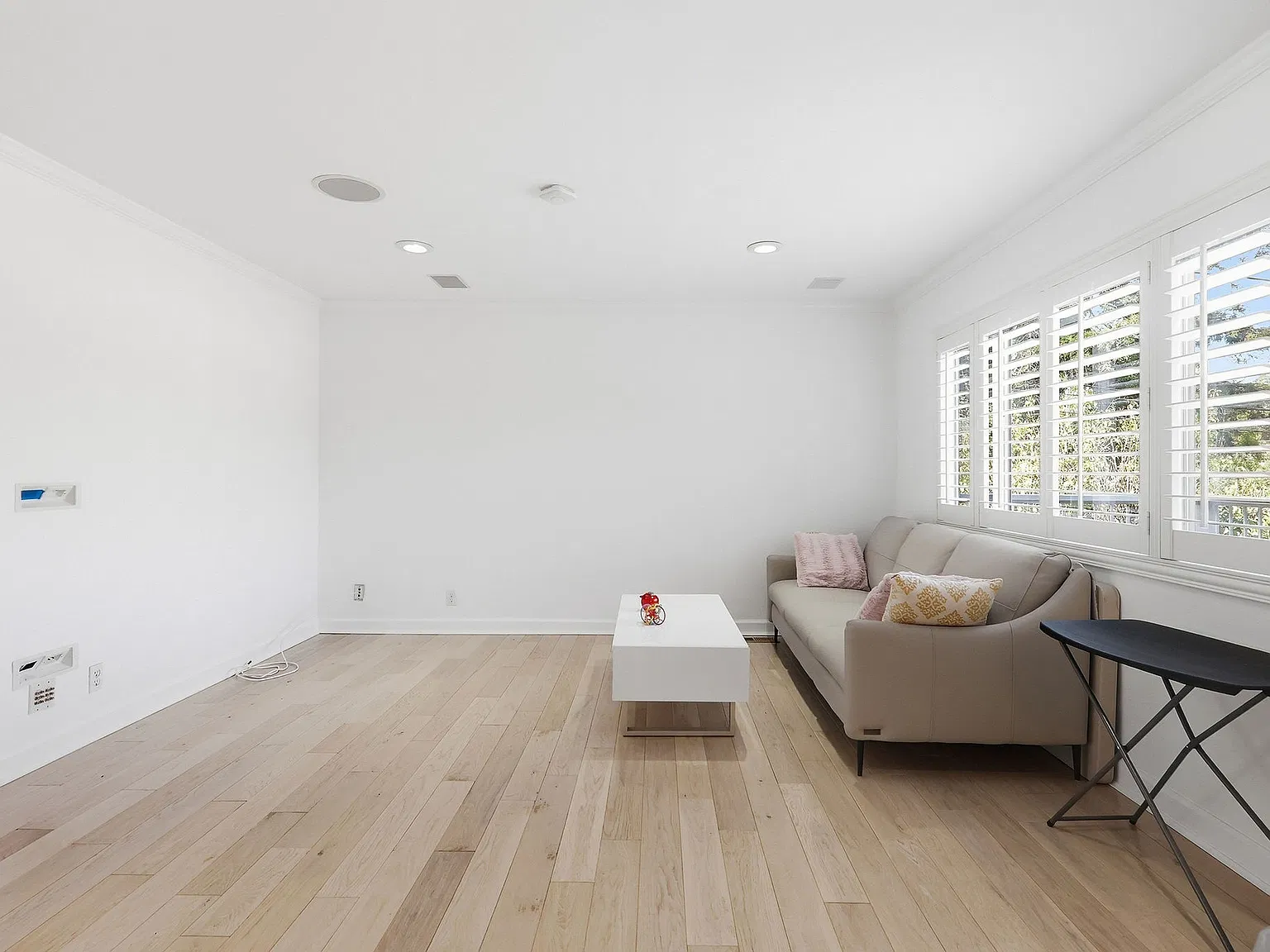 729 West Orange Avenue - 1 — Photo 2