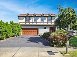 20 Eldridge Dr, East Brunswick, NJ 08816