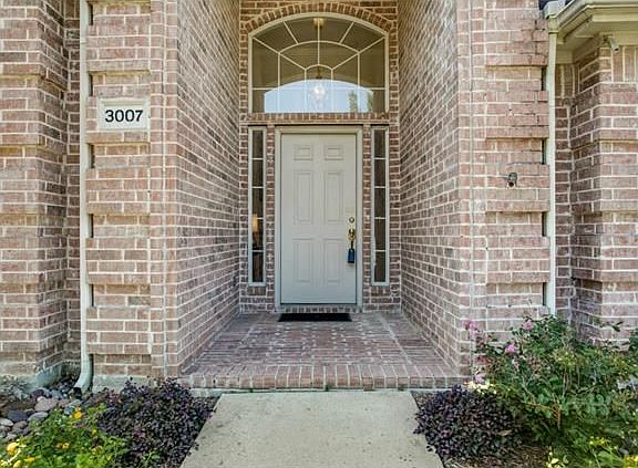 3rd image of 3007 Trailwood Dr