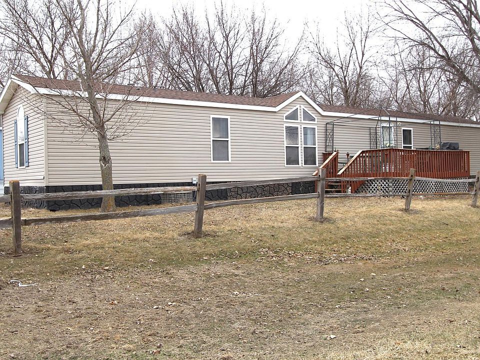 1st image of 806 28th St Trlr 22