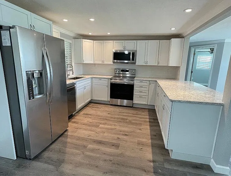 13610 Britton Dr — Photo 4