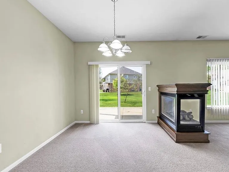 14357 Shadywood Dr — Photo 6