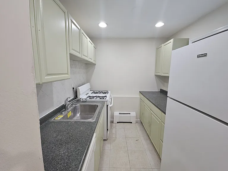 41 Tanager Rd #2 — Photo 10