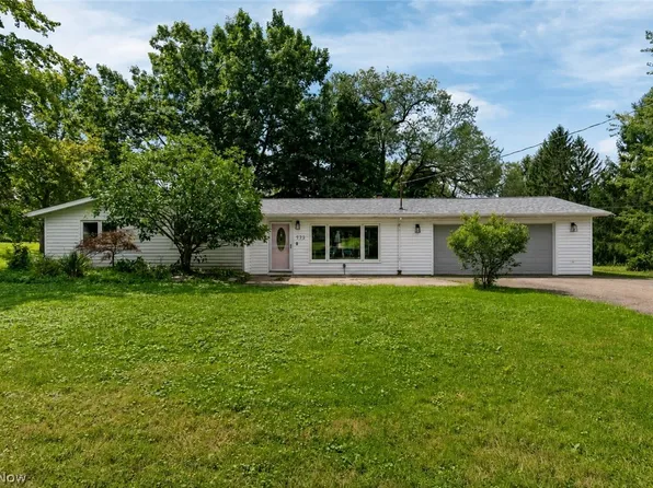 975 Colony Dr, Aurora, OH 44202
