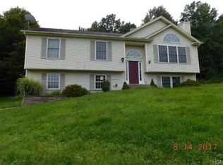 38 Ann Elizabeth Dr, Washingtonville, NY 10992
