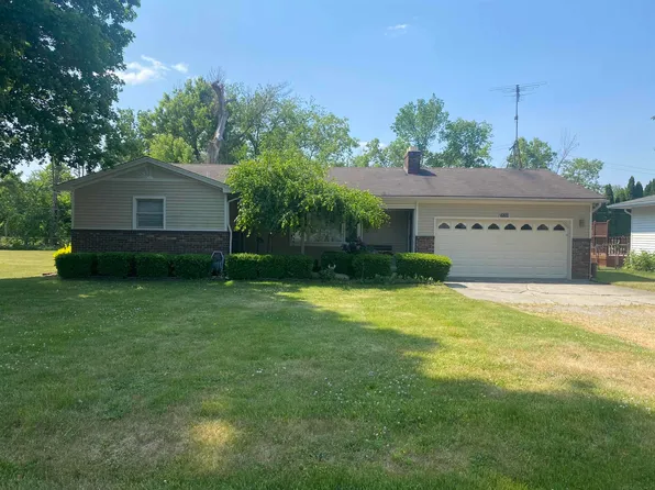 34700 Sabin St, Memphis, MI 48041