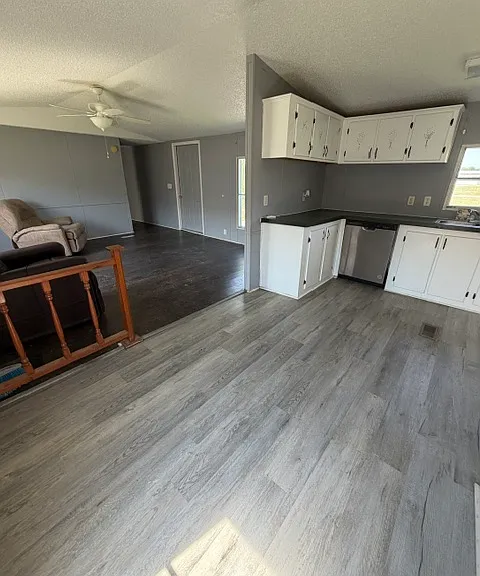 310 Sunny Acres Rd — Photo 2