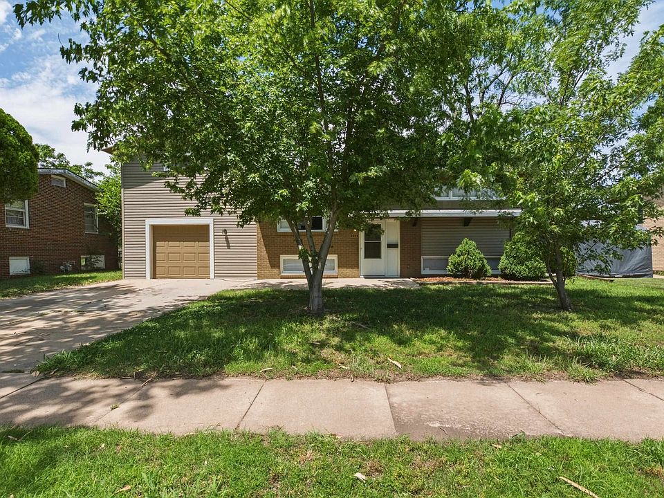 1st image of 2034 W Rita Ave