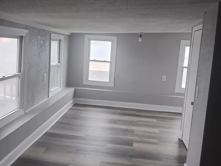 2535 Brookfield Ave #3 — Photo 7