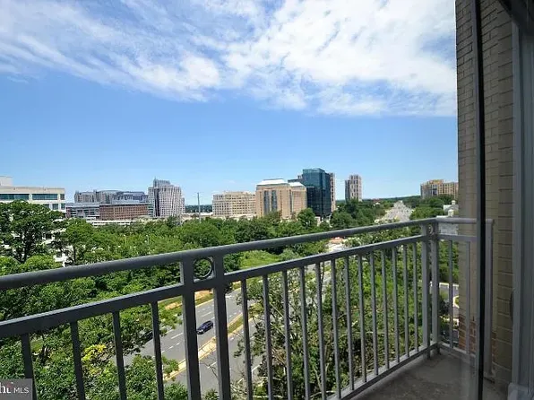11800 Sunset Hills Rd, Reston, VA