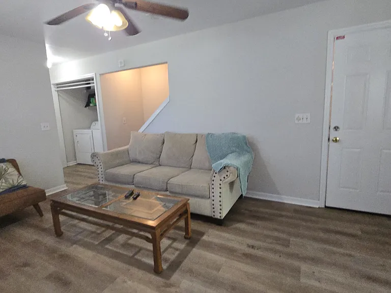 1302 Warrior Way — Photo 4