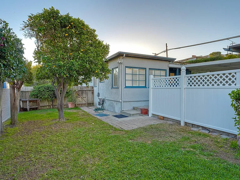1505 Willow St — Photo 25
