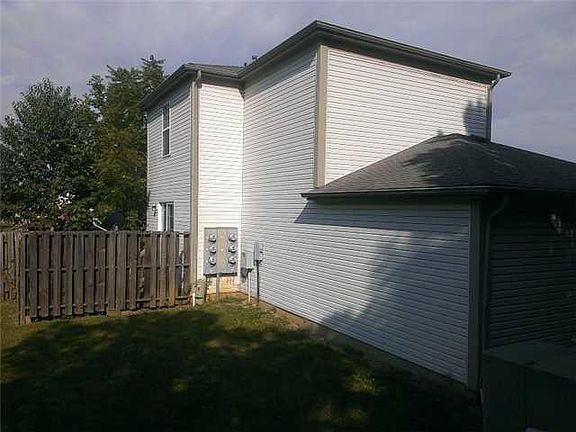 2nd image of 7433 Kirkdale Dr