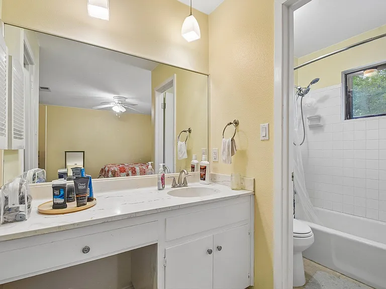 5409 Hunters Gln — Photo 10