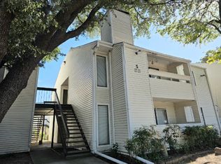 7431 Holly Hill Dr APT 221, Dallas, TX 75231