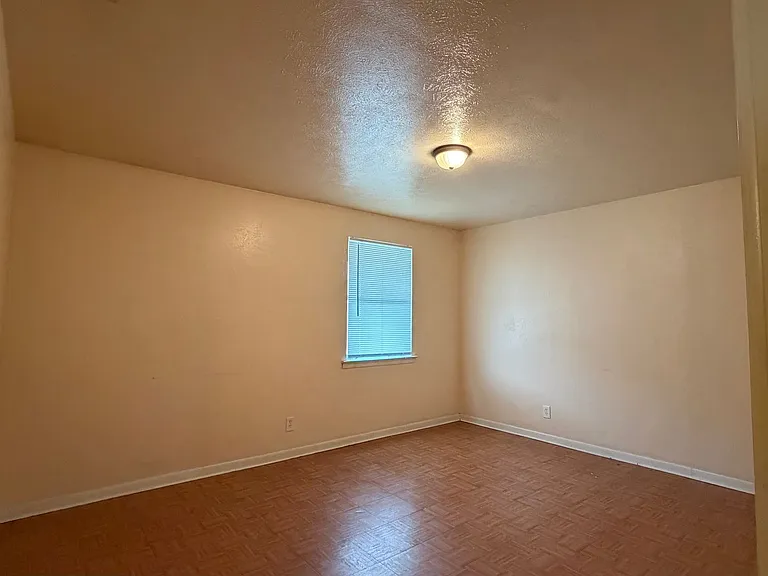 Pleasun Apartments — Photo 7