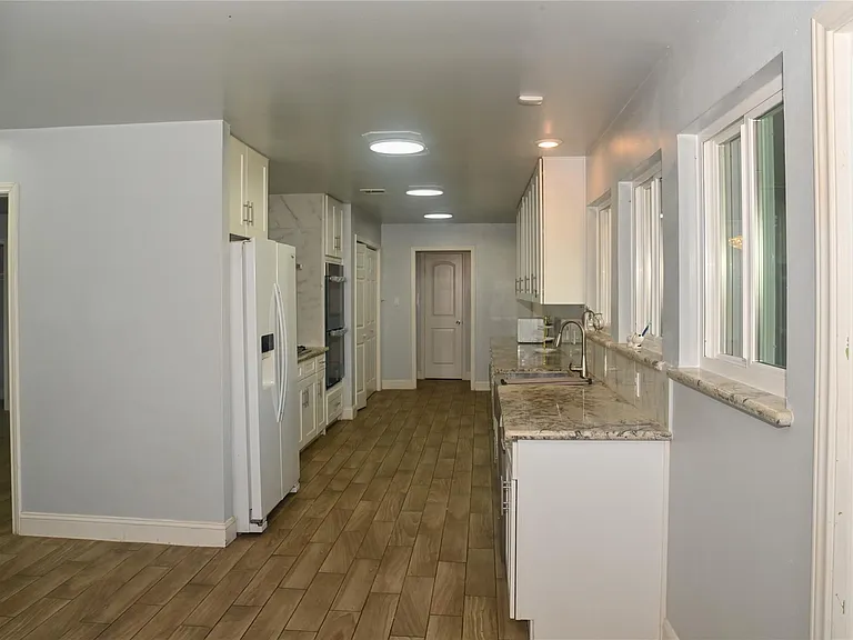 5254 N Braeswood Blvd — Photo 21