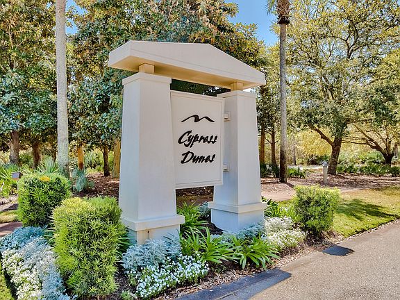 2nd image of 107 Cypress Walk