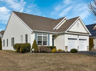 11 Dogwood Dr, Ocean, NJ 07712