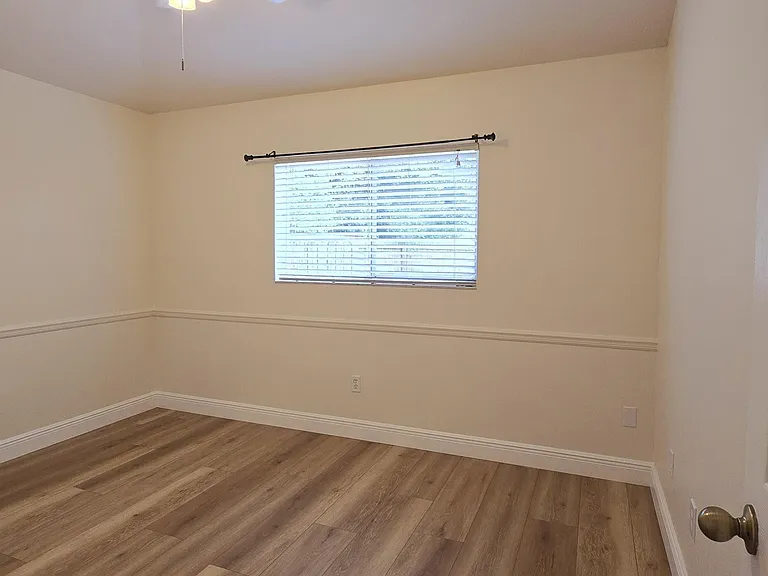 2564 Ventura Cir — Photo 15
