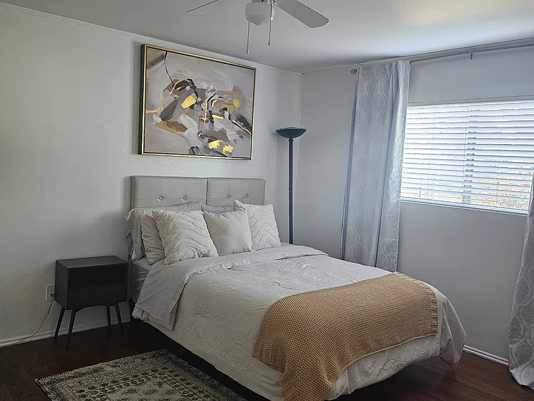 2112 Manhattan Beach Blvd #D — Photo 18