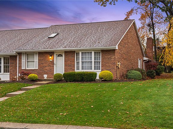 2nd image of 622 Frank Dr