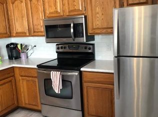 211 Randolph Dr, Madison, WI 53717