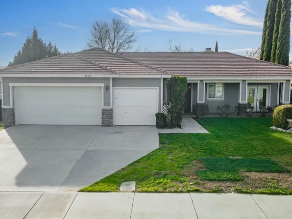 43323 Honeybee Ln, Lancaster, CA 93536
