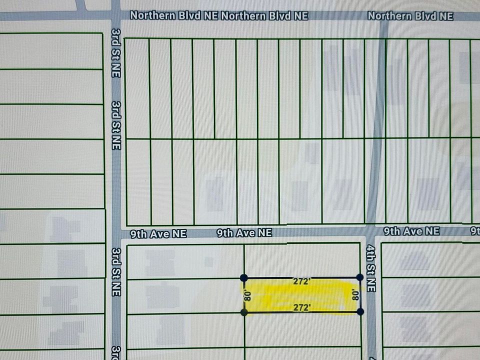 1st image of 821 4th St NE