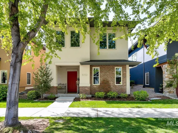 5723 W Hidden Springs Dr, Boise, ID 83714