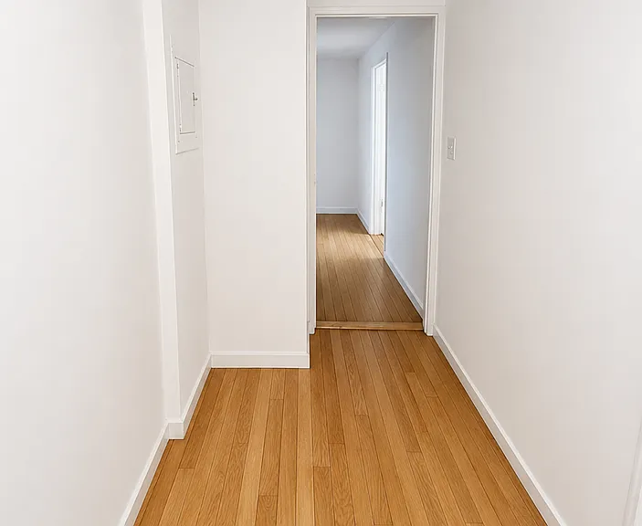 1055 W Grace St #G — Photo 2