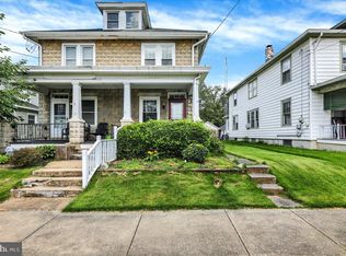 47 W Lincoln Ave, Lititz, PA 17543