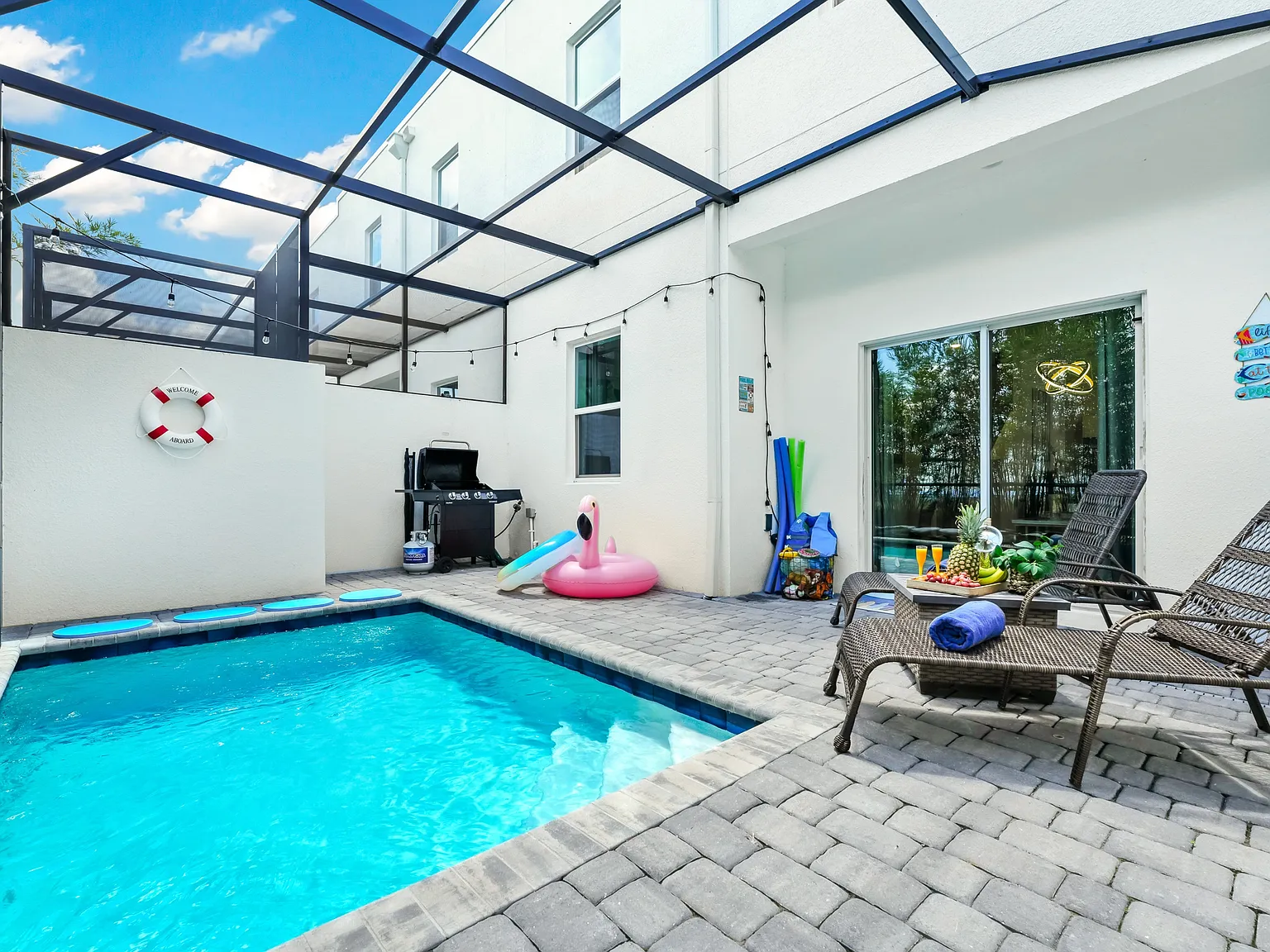 5 bed, $3,500 — Photo 1