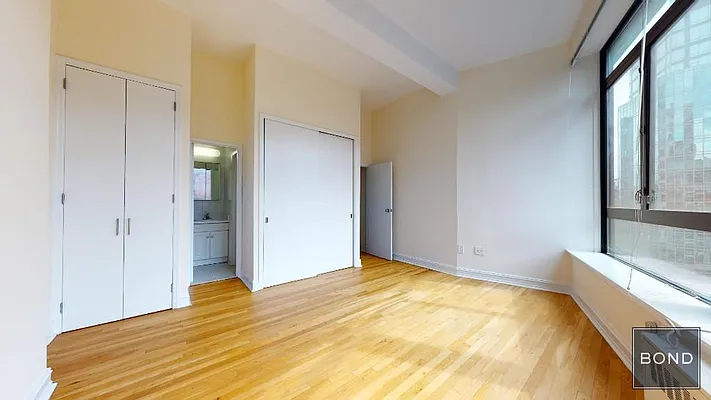 Rented by Bond New York | media 20