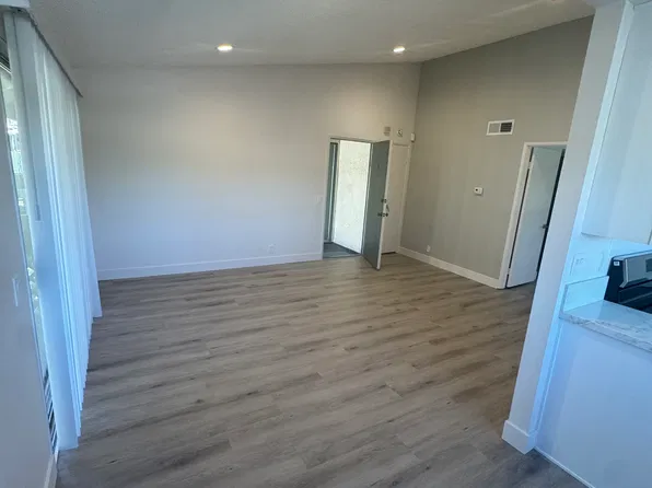 23230 Orange Ave, Lake Forest, CA