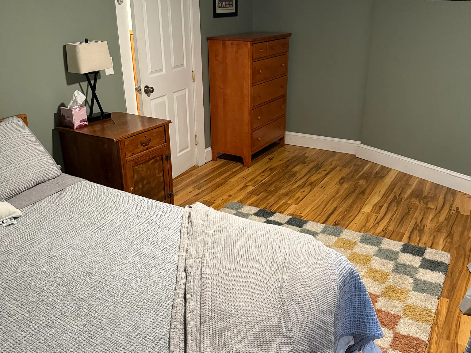 2 bed, 1000 sqft, $2,000 — Photo 3