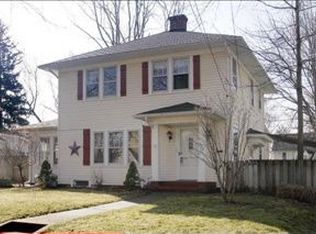 928 Homecrest Ave, Kalamazoo, MI 49001