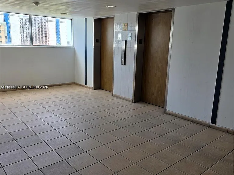 5050 NW 7th St #610 — Photo 24