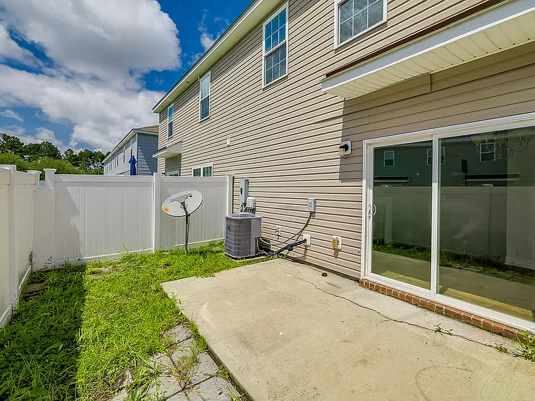 573 Governor Treutlen Cir — Photo 21