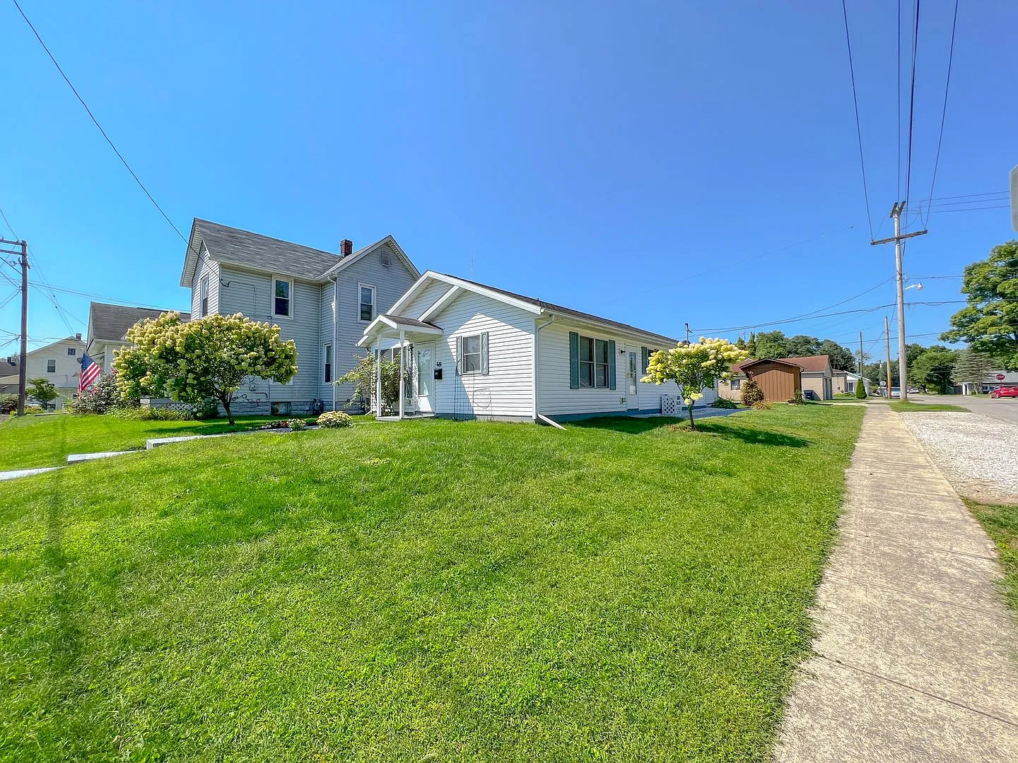 Gorgeous 3BR Ranch Rental Home in Newark - Available Mid August! — Photo 4