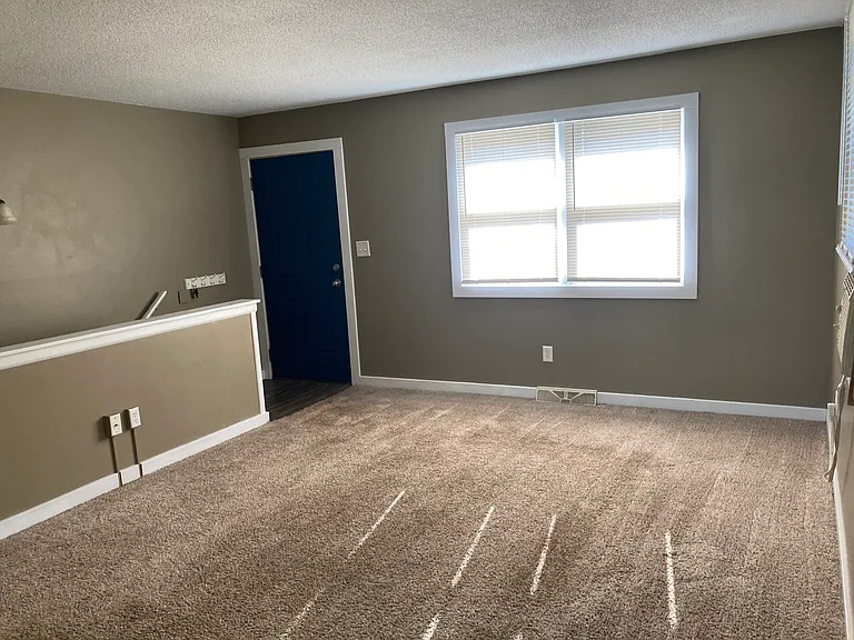 3428 Bramble Ave SW — Photo 4