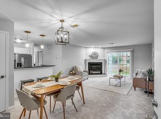 202 Grosvenor Ln #71, Stafford, VA 22556