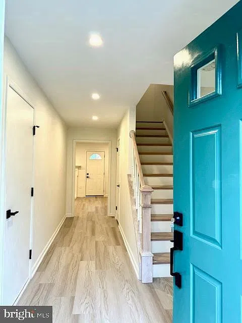 3 bed, 2.5 bath, 1820 sqft, $3,300 — Photo 2