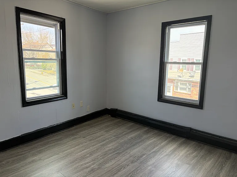 36 Lake St #1 — Photo 11